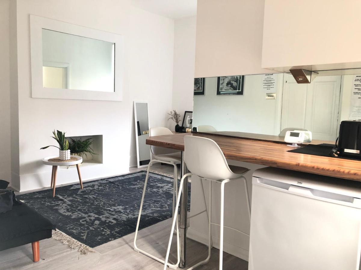Bright Chiswick Apartment - Great Location Londýn Exteriér fotografie